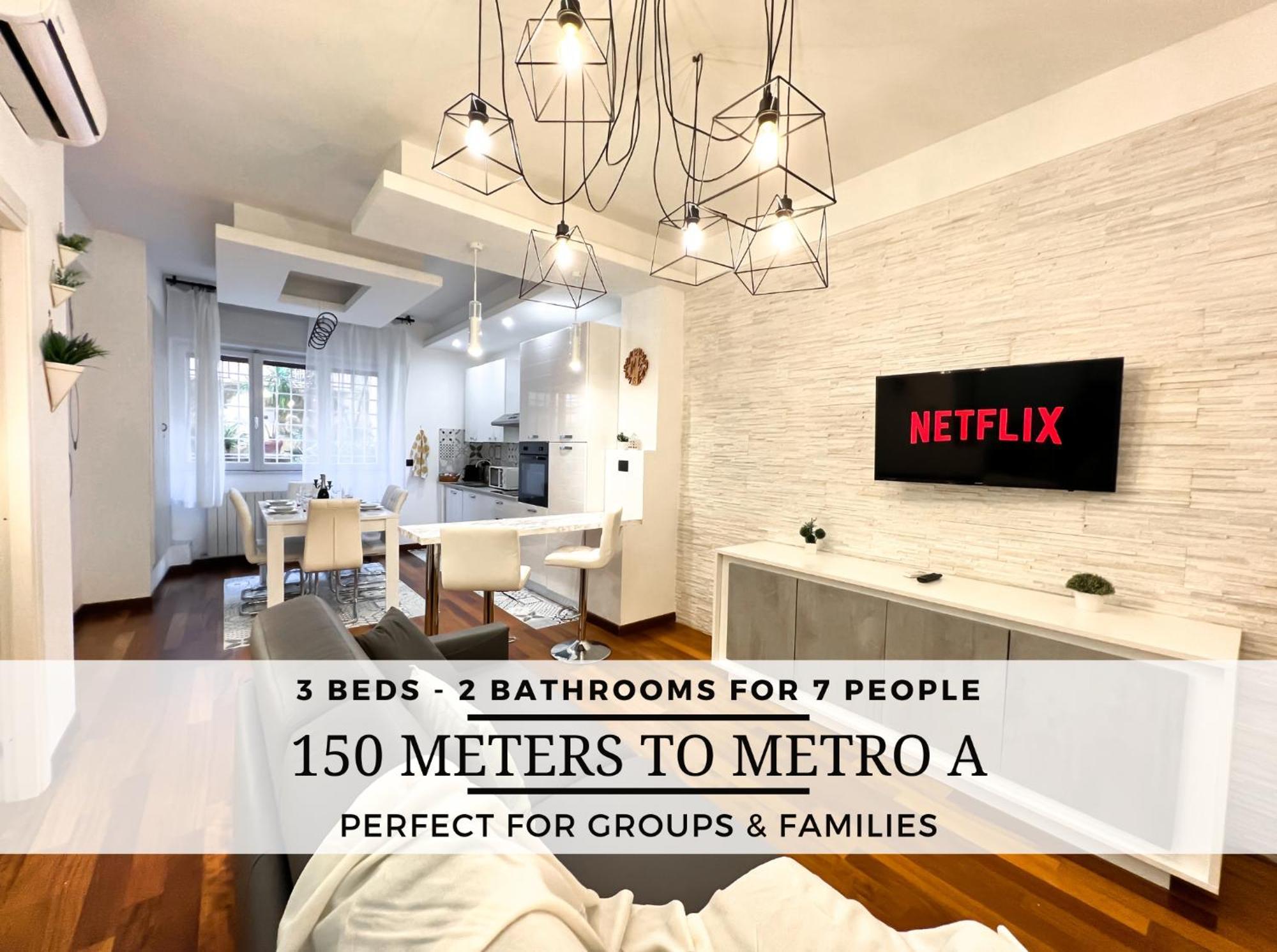 Unique House - 3 Bedrooms & 2 Bathrooms With 4 Beds - 100 Meters To The Metro A ローマ エクステリア 写真