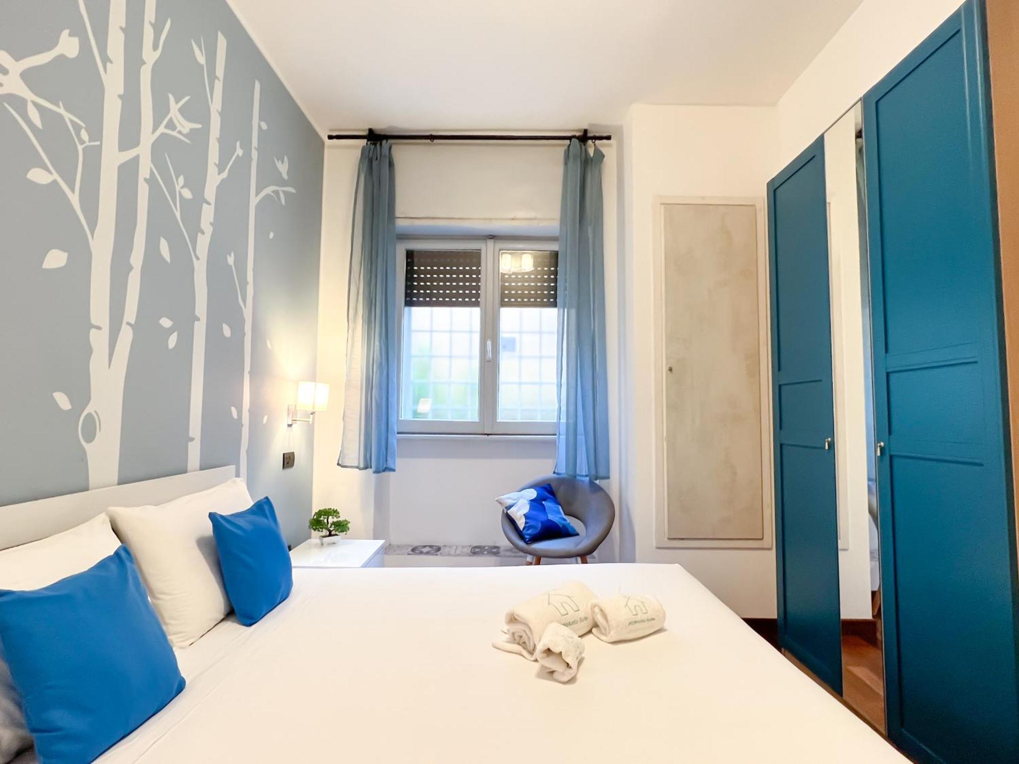 Unique House - 3 Bedrooms & 2 Bathrooms With 4 Beds - 100 Meters To The Metro A ローマ エクステリア 写真